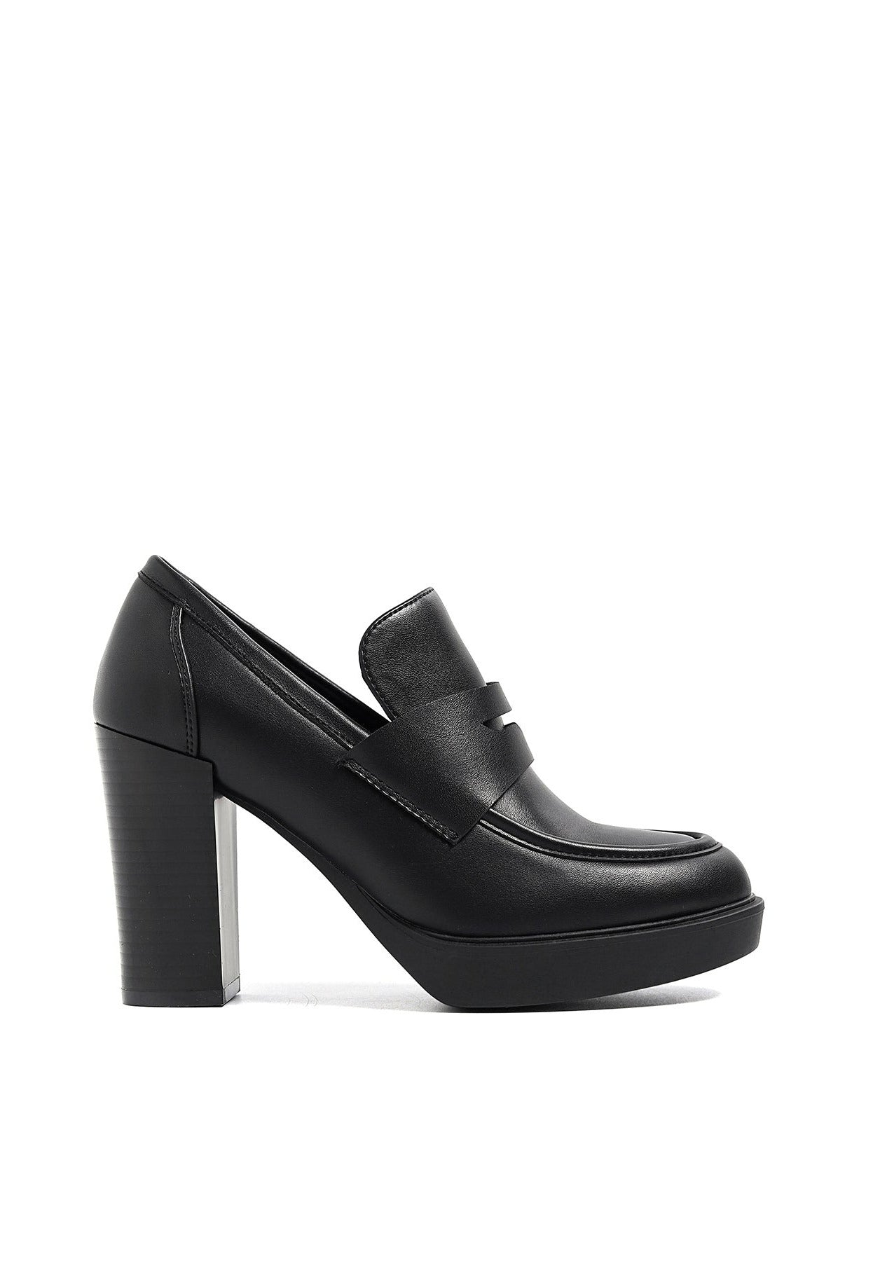 X29-111 Heeled Moccasins