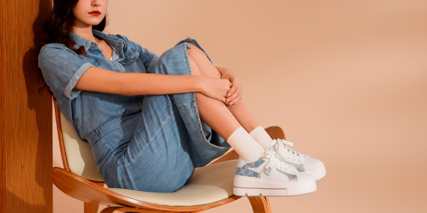 Quali Calze con Sneakers Donna: Guida Completa