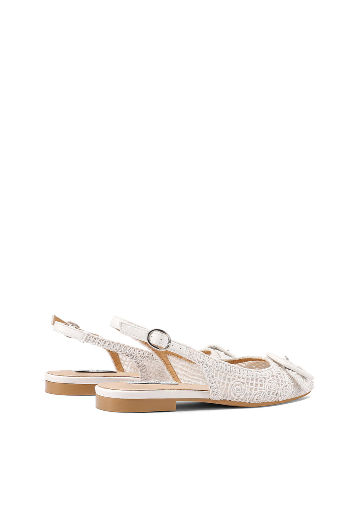 Ballerine con punta affusolata color bianco