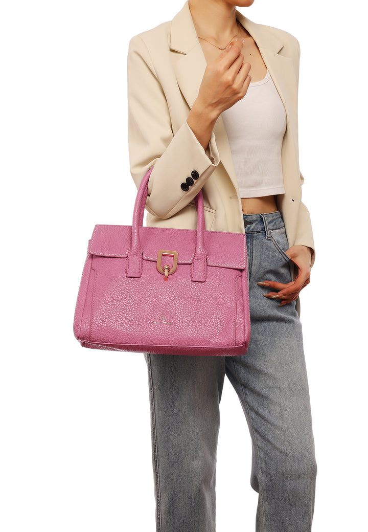 Borsa con chiusura in metallo colore fucsia