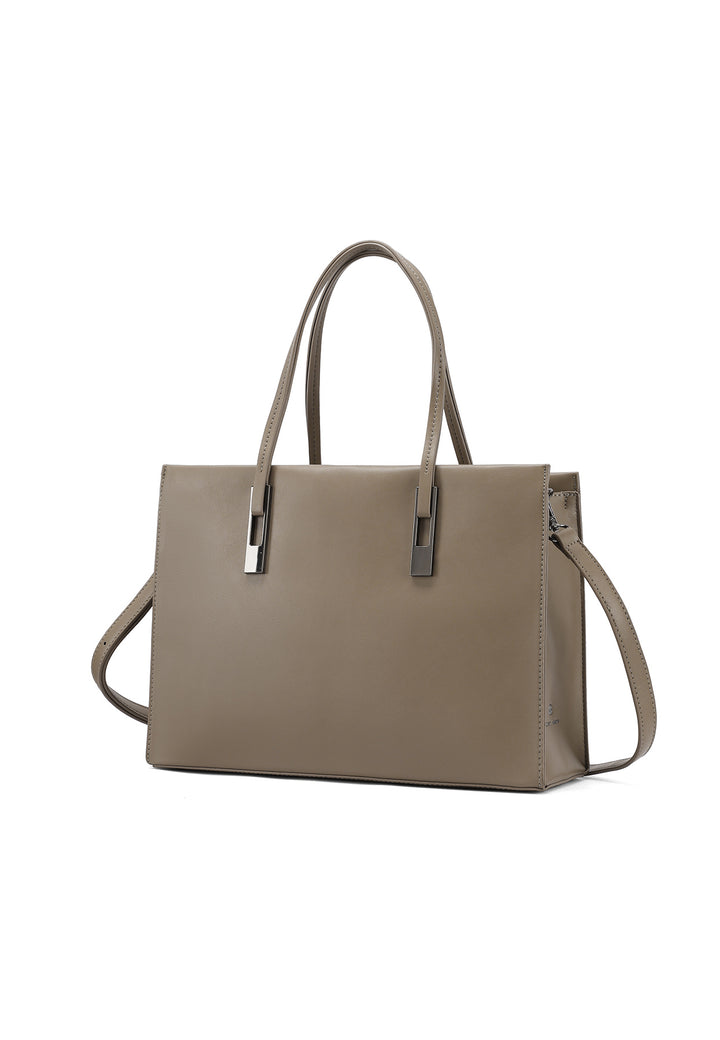 borsa in ecopelle con dettagli metallici sui manici, capiente e chic