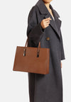 borsa in ecopelle con dettagli metallici sui manici, capiente e chic