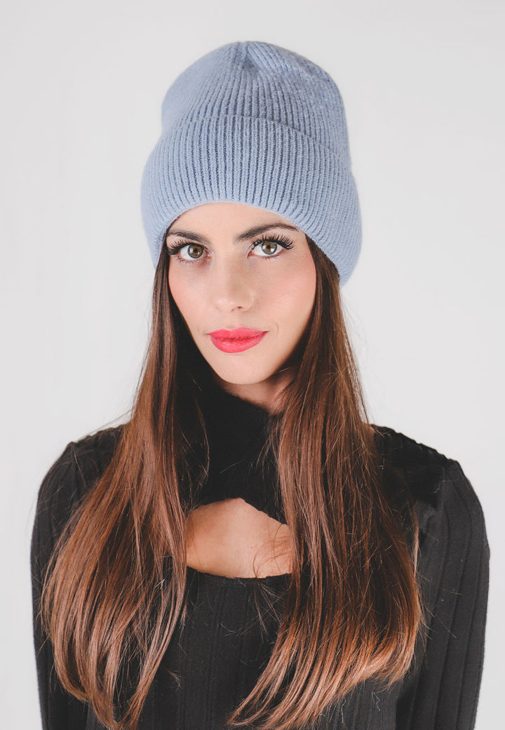 cappello invernale da donna colore blu