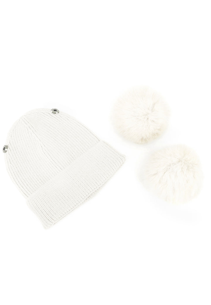 Cappello invernale donna con pon pon di colore bianco