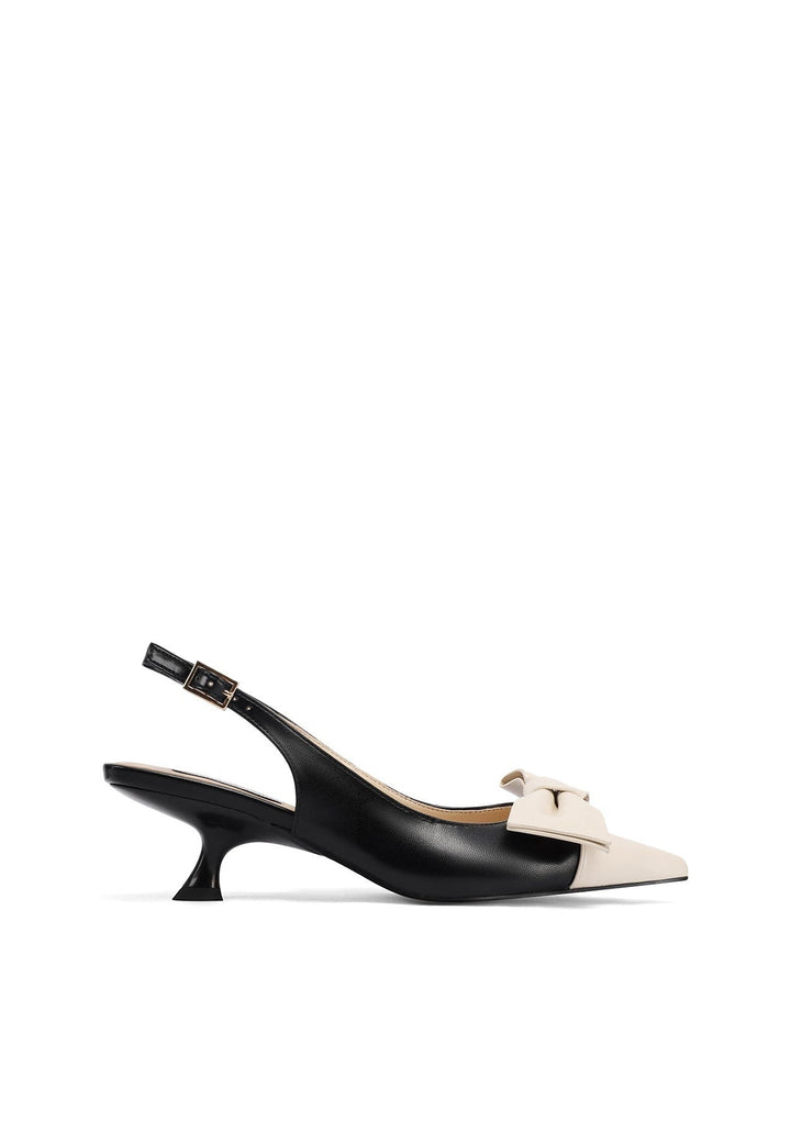 Dècolletè slingback con tacco sottile e cinturino color beige nero