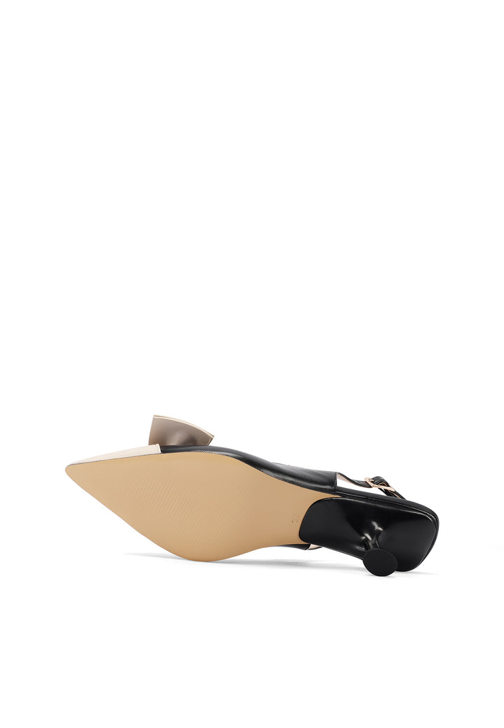 Dècolletè slingback con tacco sottile e cinturino color beige nero