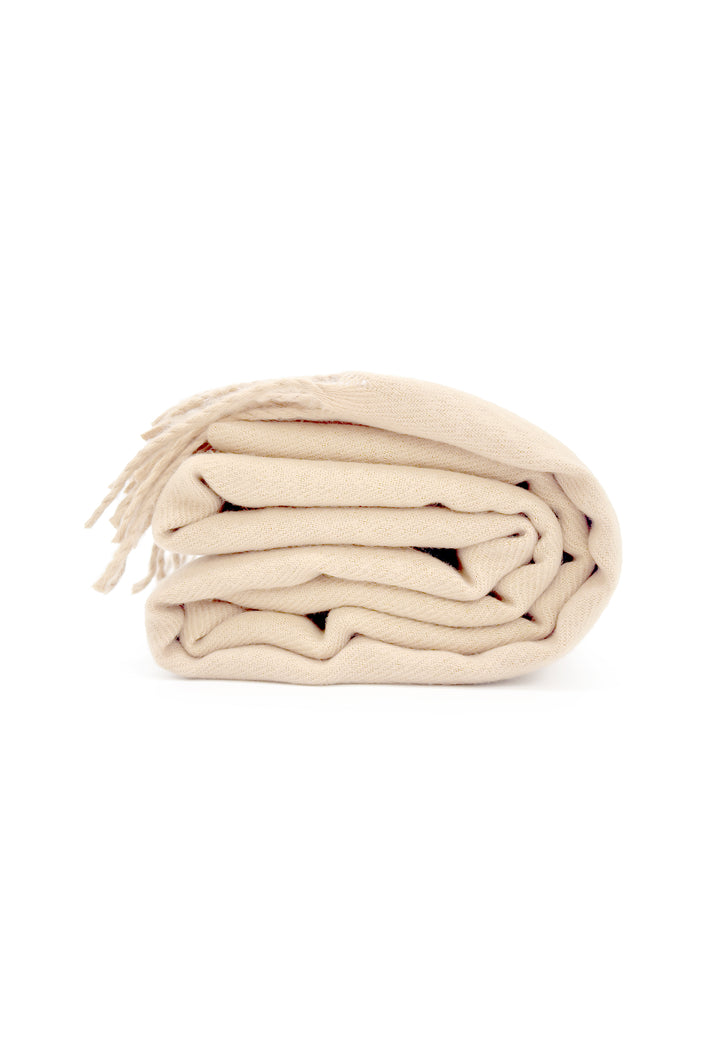Sciarpa-flanella-frange-calda-lunga-beige