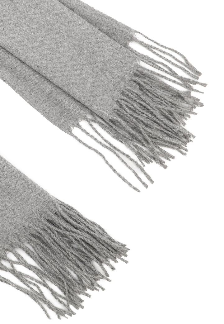 Sciarpa-flanella-frange-calda-lunga-grigio