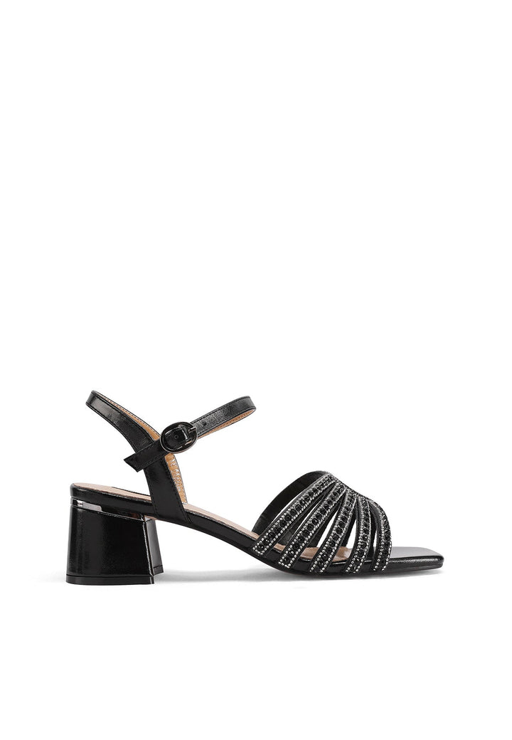 Sandalo elegante con tacco e fascette sul dorso color nero