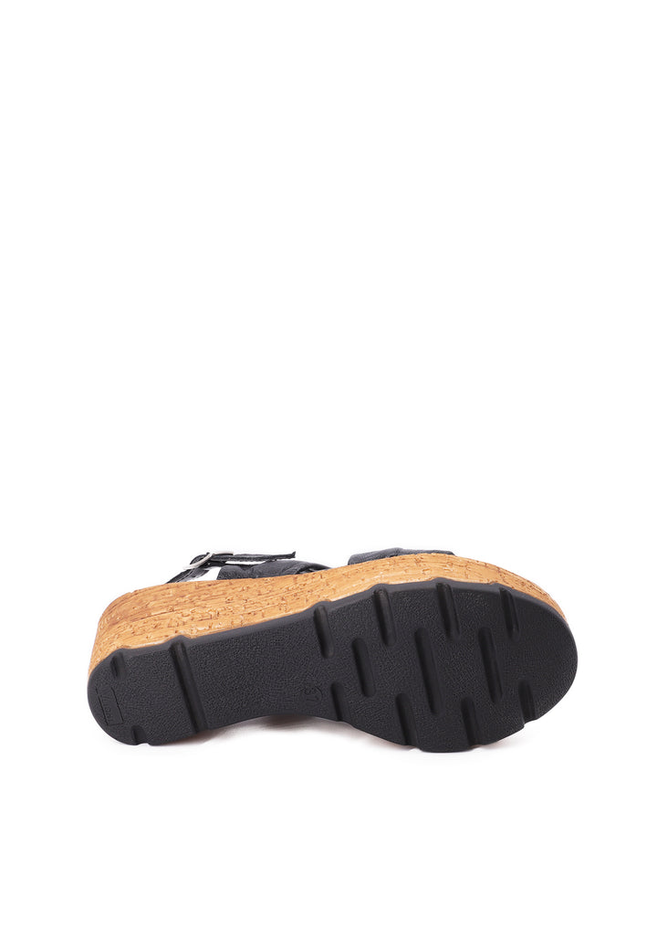 Sandali in vera pelle con zeppa alta 8 cm. Colore Nero