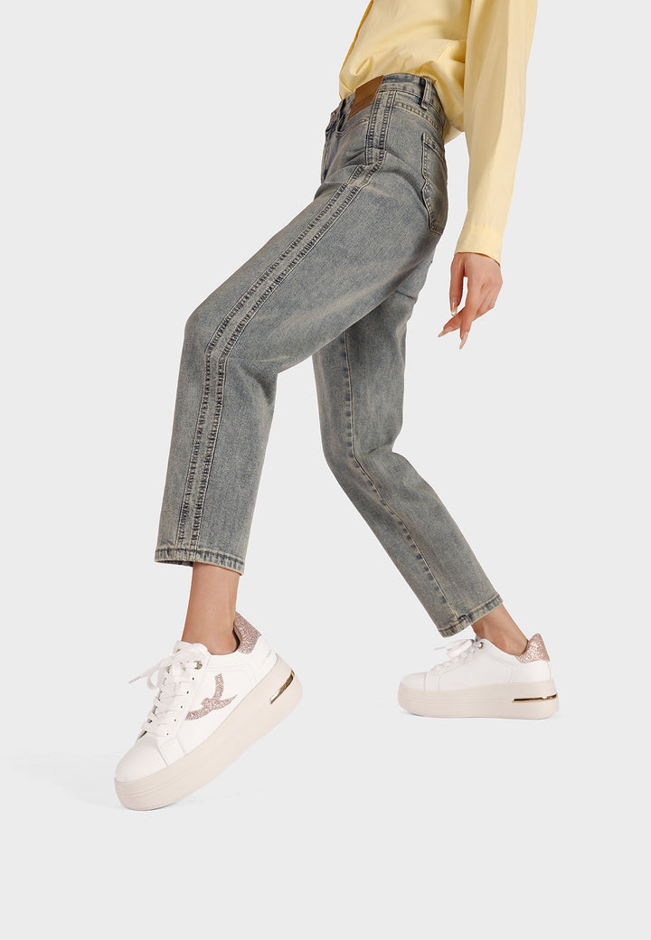 Sneakers casual da donna in ecopelle con dettaglio glitterato e suola alta