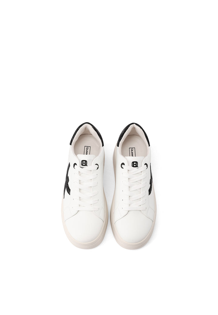 Sneakers casual da donna in ecopelle con dettaglio glitterato e suola alta