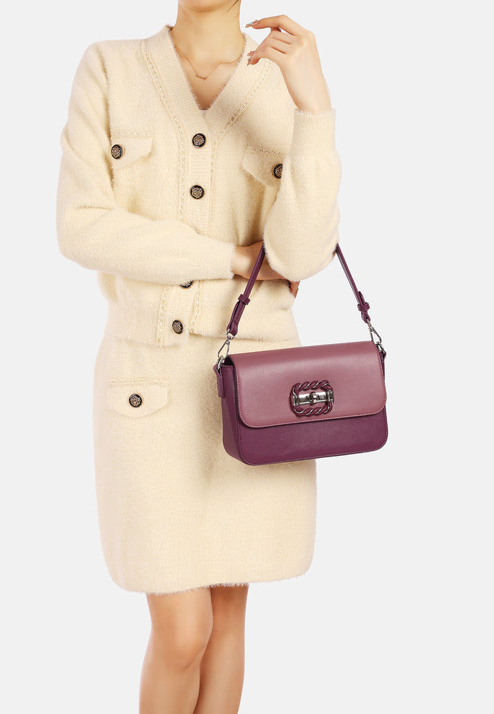 Borsa a spalla donna in ecopelle con fibbia decorativa bordeaux