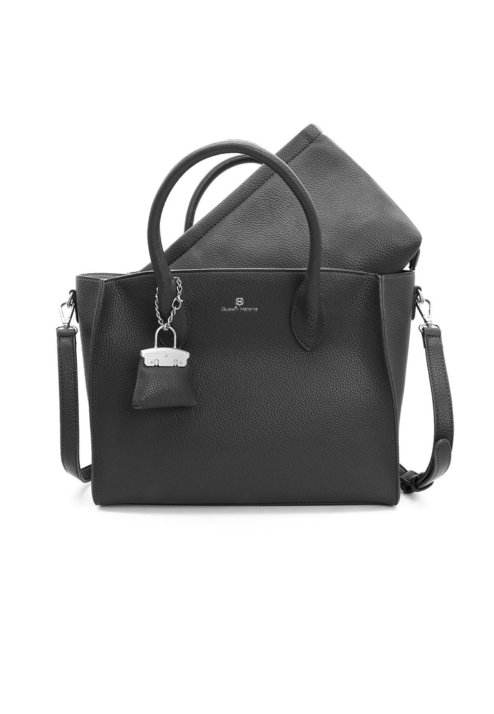 Borsa donna a mano in pelle con tracolla e charm decorativo nera