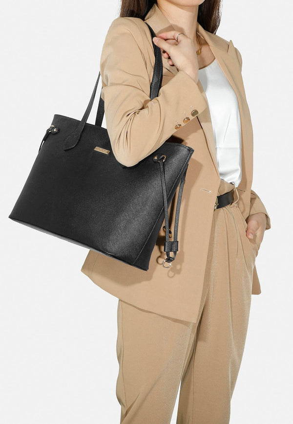 Borsa a spalla liquirizia con charm colore nero - Main Image