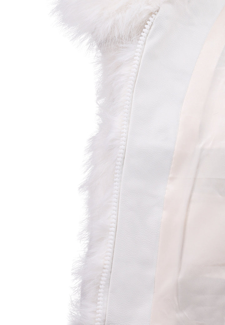 Cappotto corto in eco pelliccia con zip da donna colore bianco
