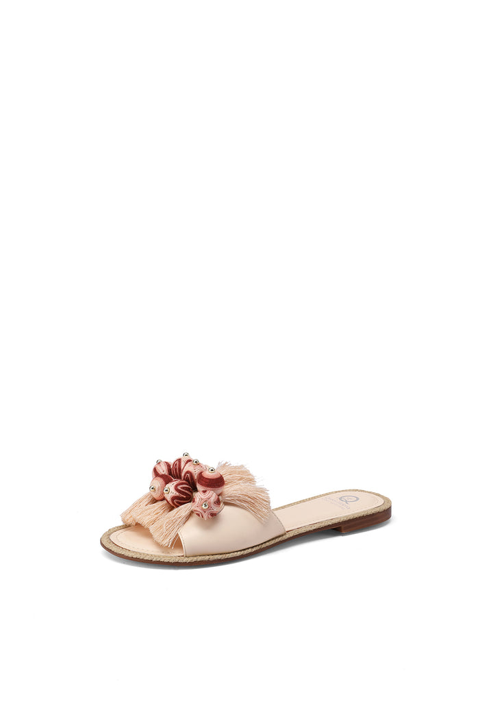 Sandali bassi con decorazione della tomaia in ecopelle colore beige