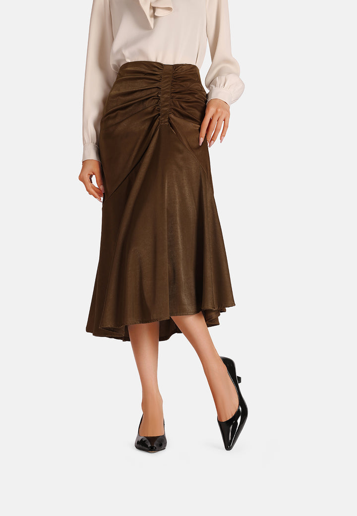 Décolleté donna a punta con tacco medio a clessidra, lucide