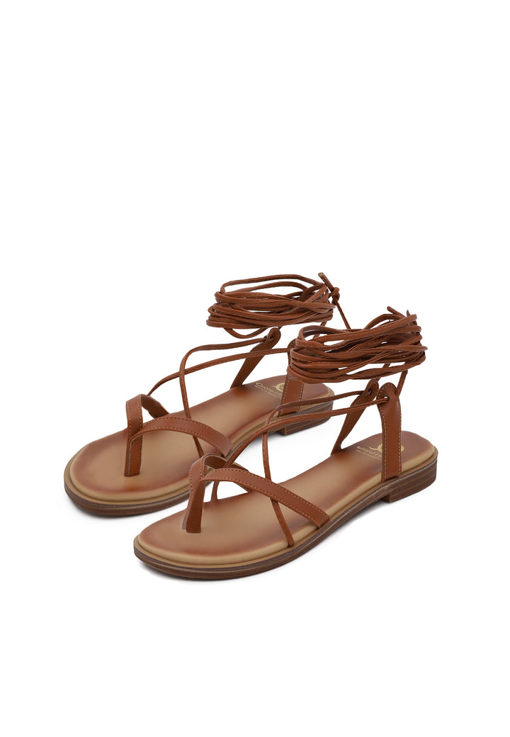 sandali bassi da donna modello alla schiava con lacci colore marrone
