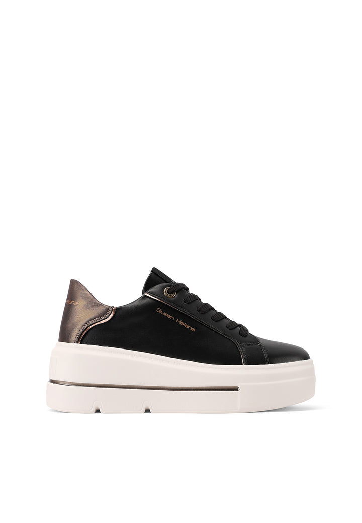 scarpe sneakers nere suola alta con lacci