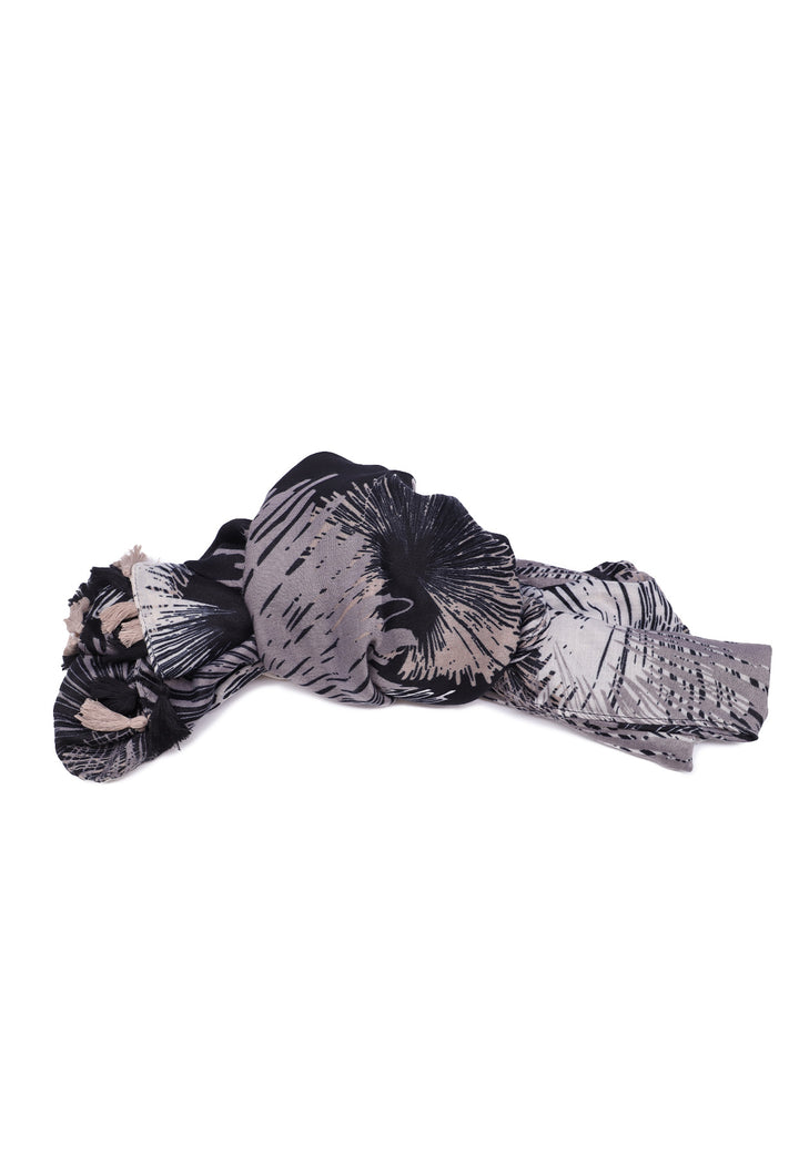 sciarpa foulard con trama astratta colore nero e grigio
