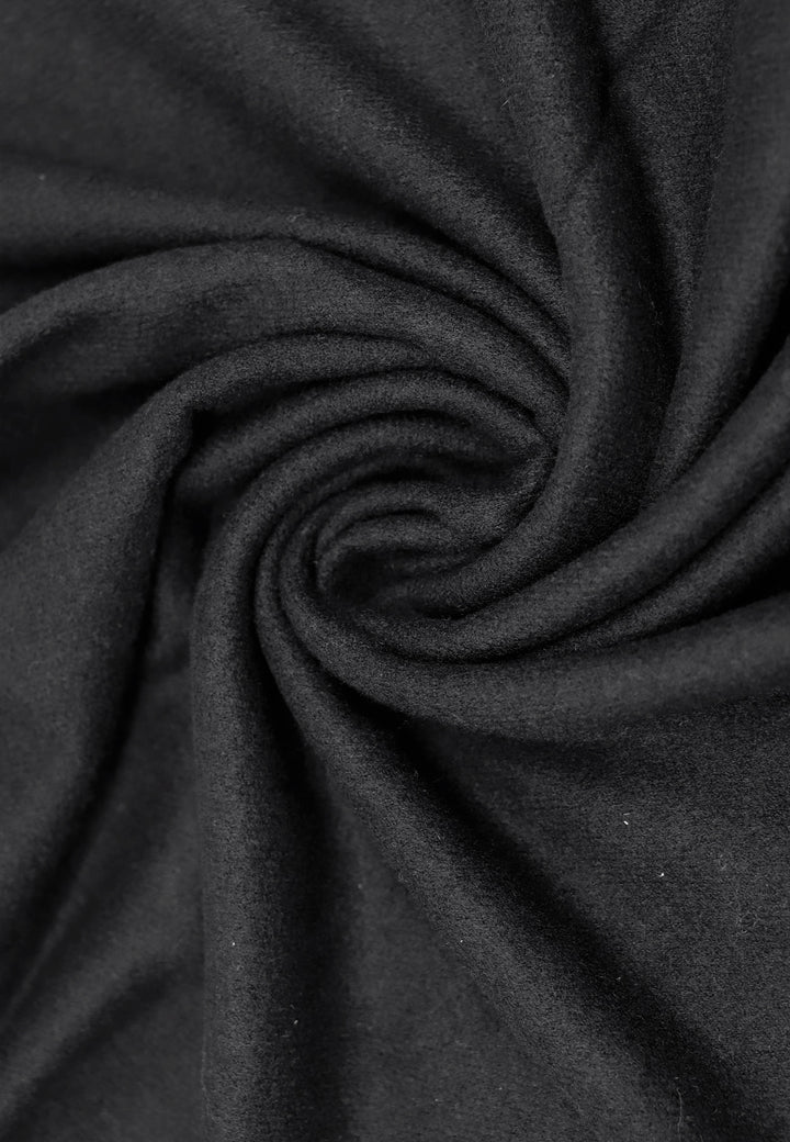 Sciarpa foulard con frange colore nero