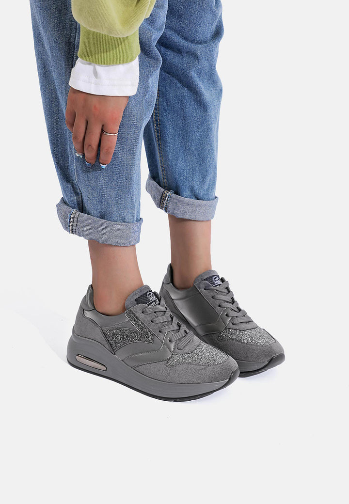 sneakers da donna con platform  e brillantini colore grigio