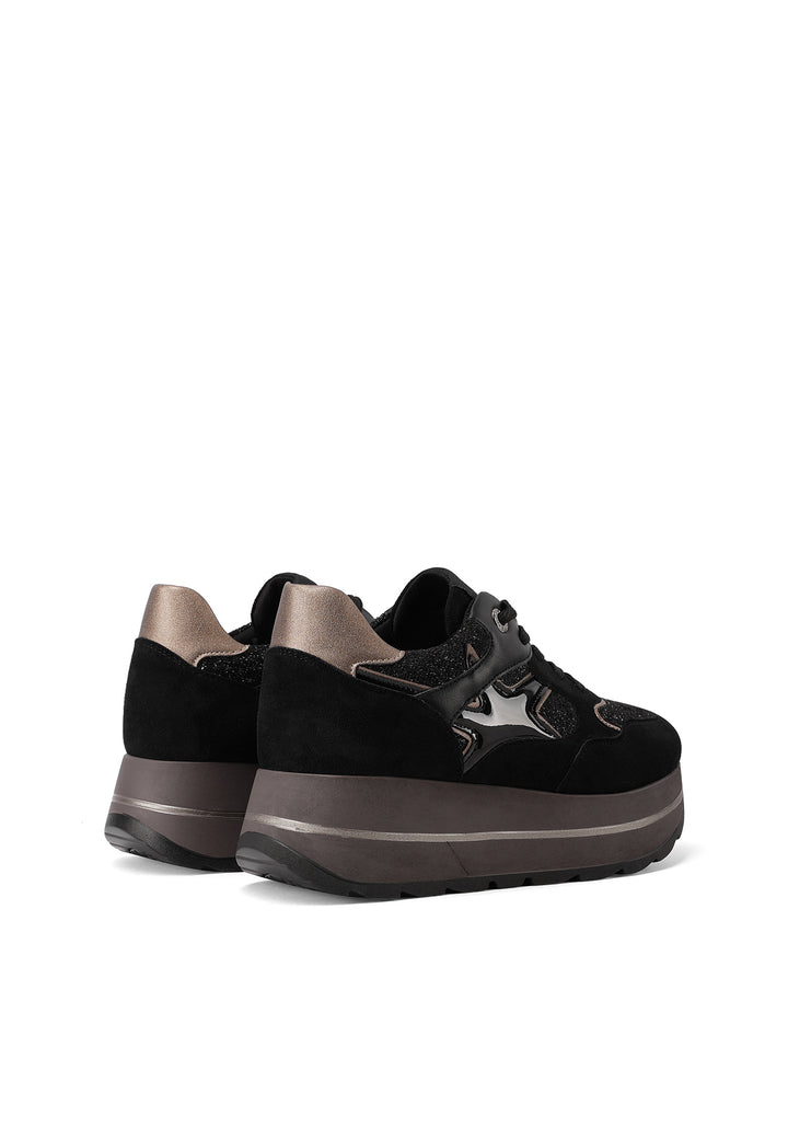 Sneaker da donna in microfibra multicolor con suola platform alta e punta tonda