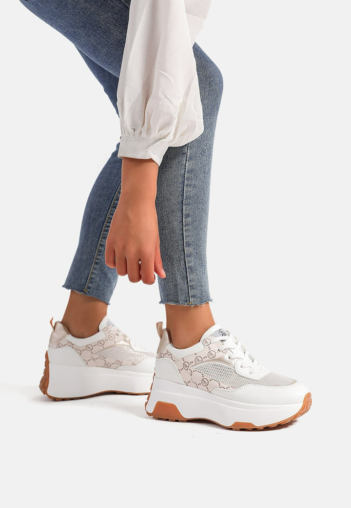 Queen Helena Sneakers X30-21