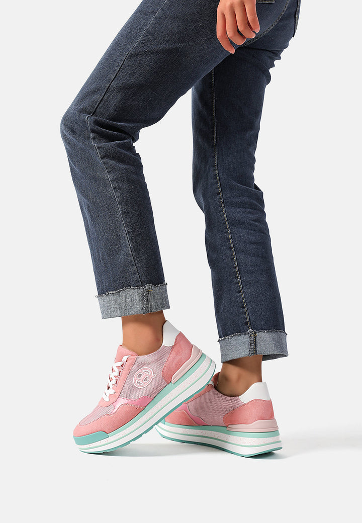 Queen Helena Sneakers X30-18