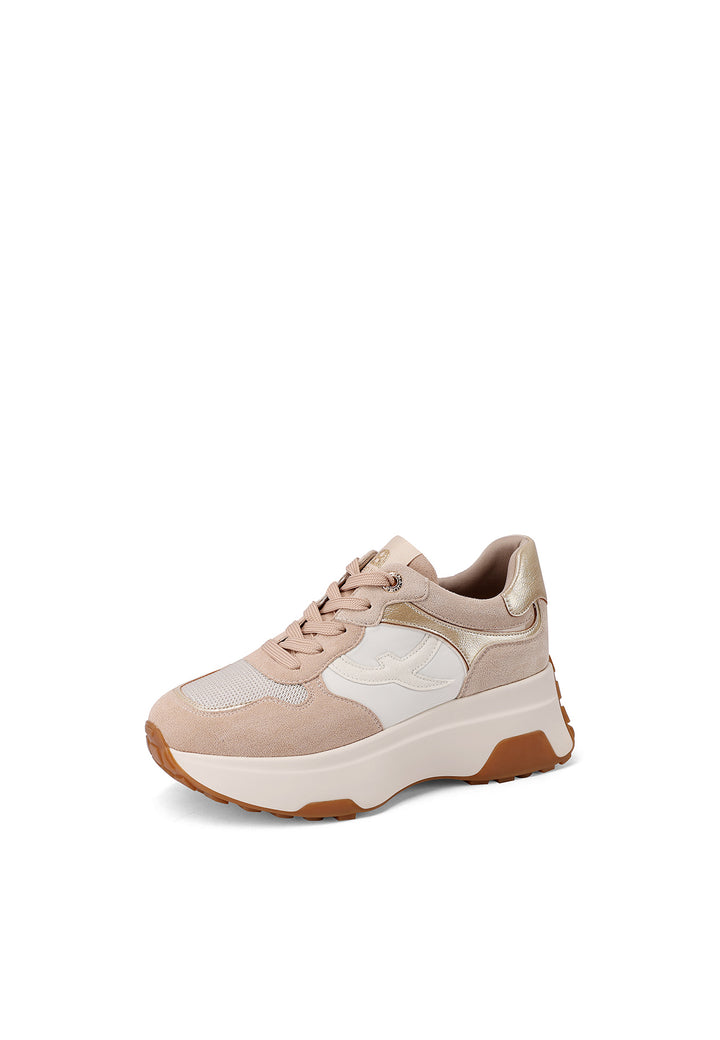 Sneakers da donna con zeppa alta e suola dentata, dettagli laminati su tomaia