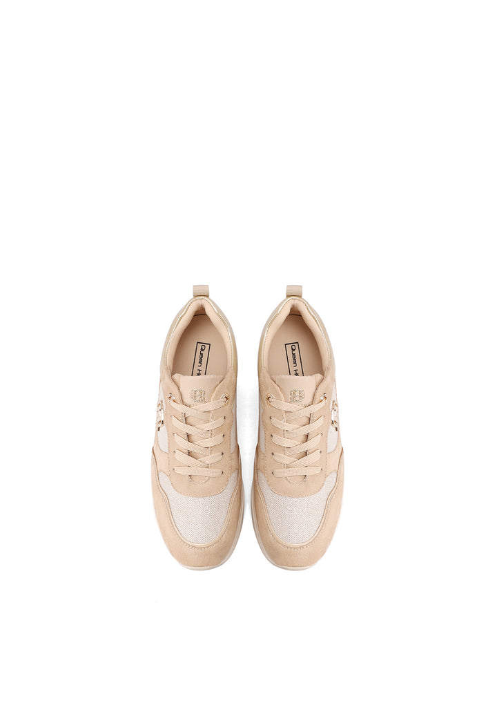 Sneakers da donna con zeppa media, logo laterale e dettaglio metallico