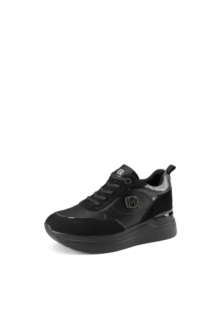 Sneakers da donna con zeppa media, logo laterale e dettaglio metallico