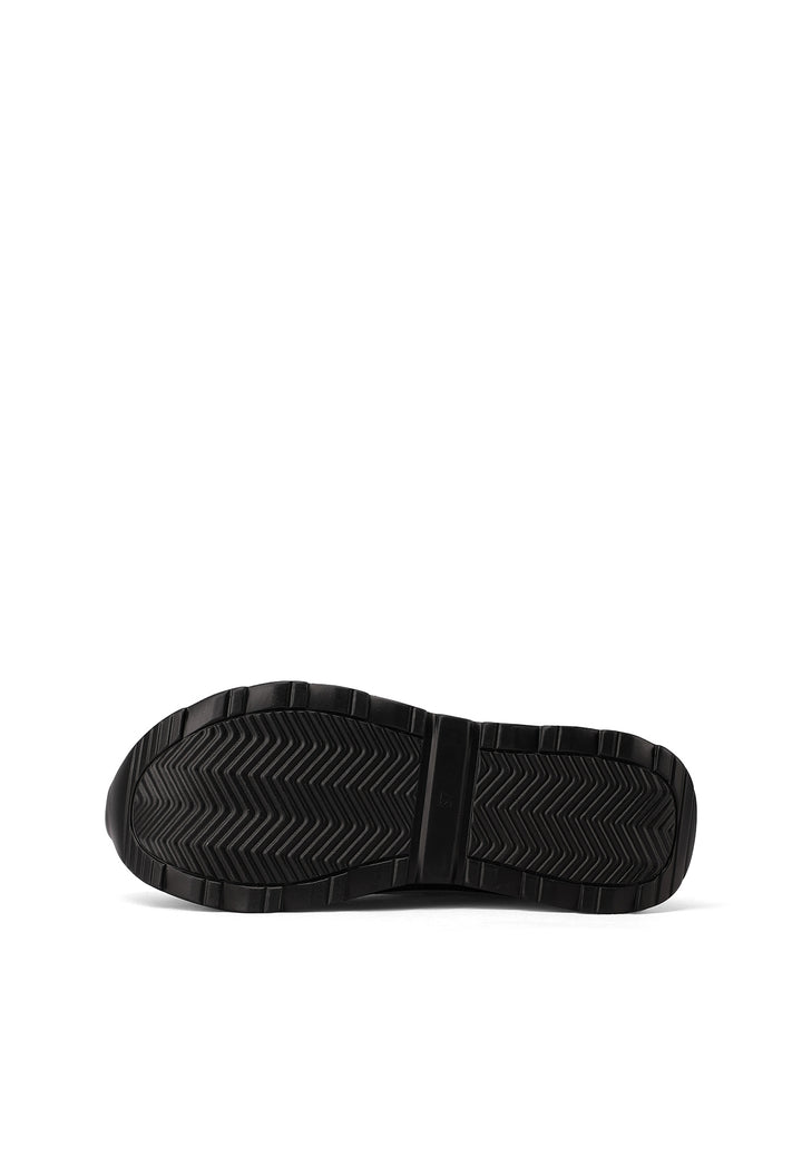 Sneakers da donna minimal in ecopelle e tessuto con suola platform