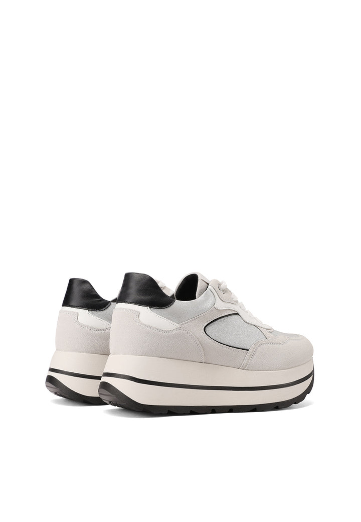 Sneakers da donna platform con zeppa alta e dettagli neri a contrasto