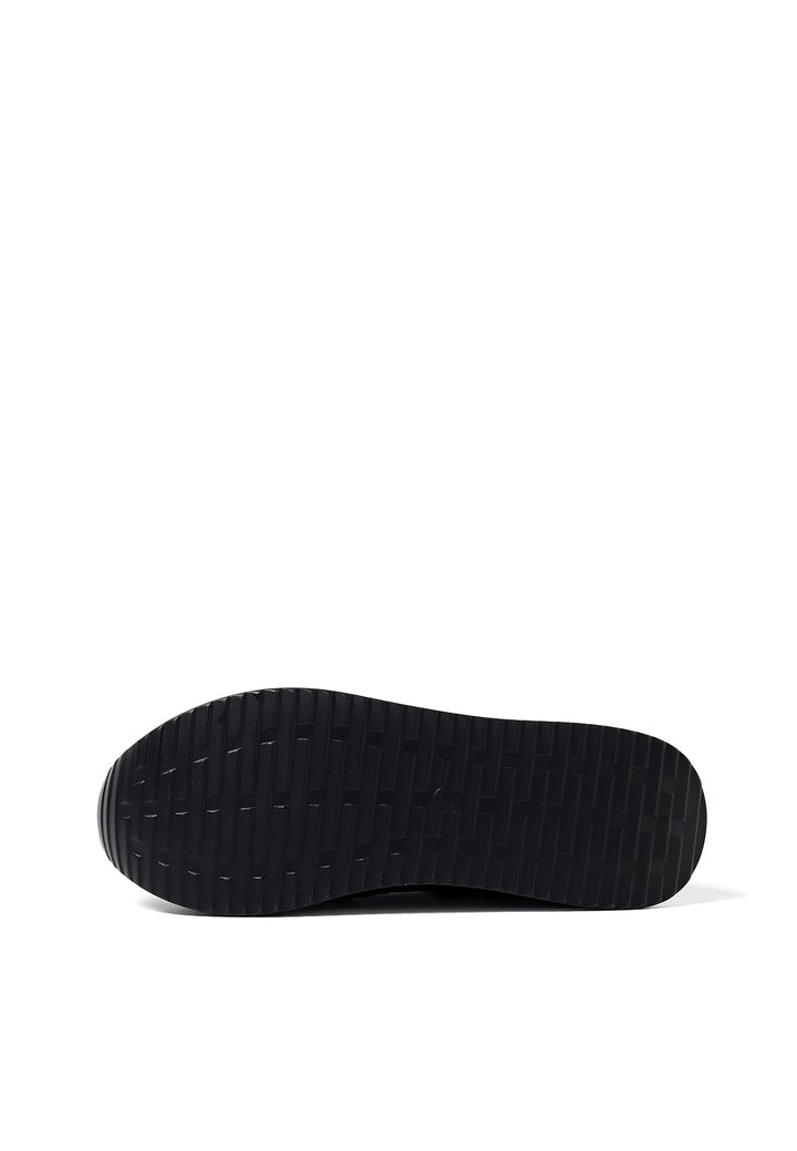 sneakers stringate da donna con platform colore nero