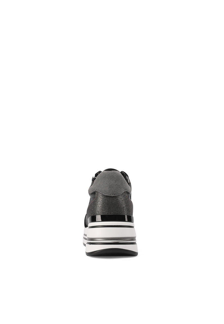 Sneakers in vera pelle stringate con suola alta colore nero