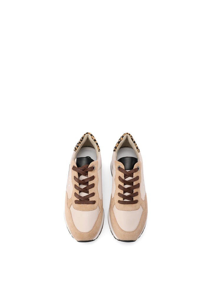 Sneakers stringate da donna colore beige