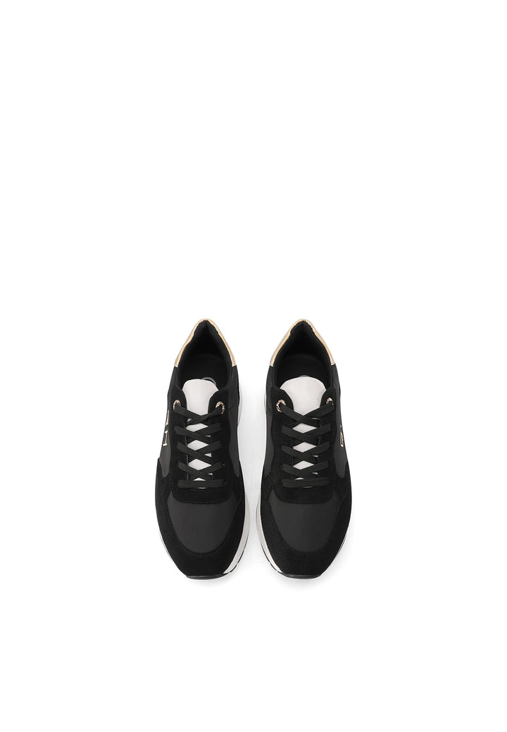 Sneakers stringate da donna colore nero