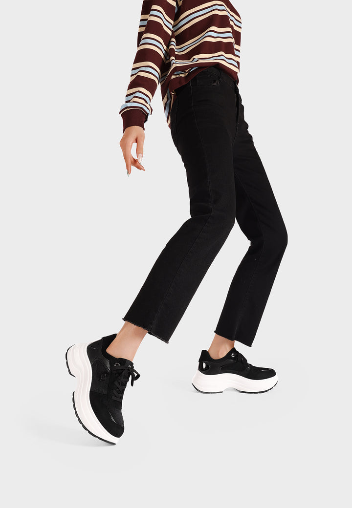 Sneakers da donna con zeppa in camoscio e inserti metallizzati