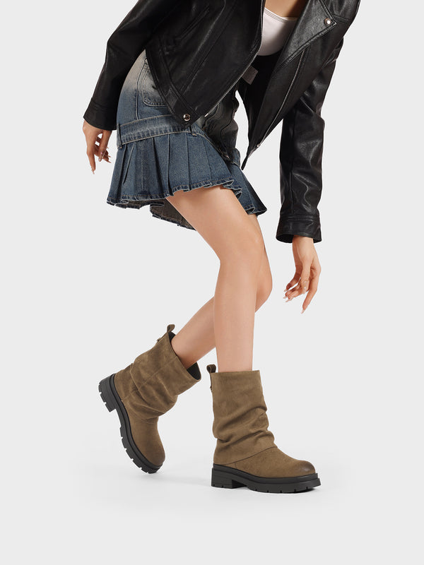 Stivaletti donna bassi con gambale morbido e suola carrarmato khaki
