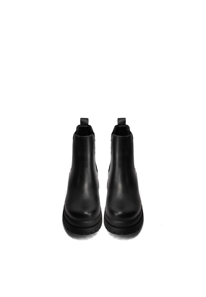Stivaletti donna neri chelsea con suola carrarmato e design moderno Queen Helena