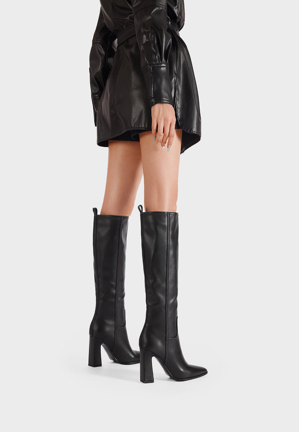 Stivali donna alti eleganti a punta con tacco largo