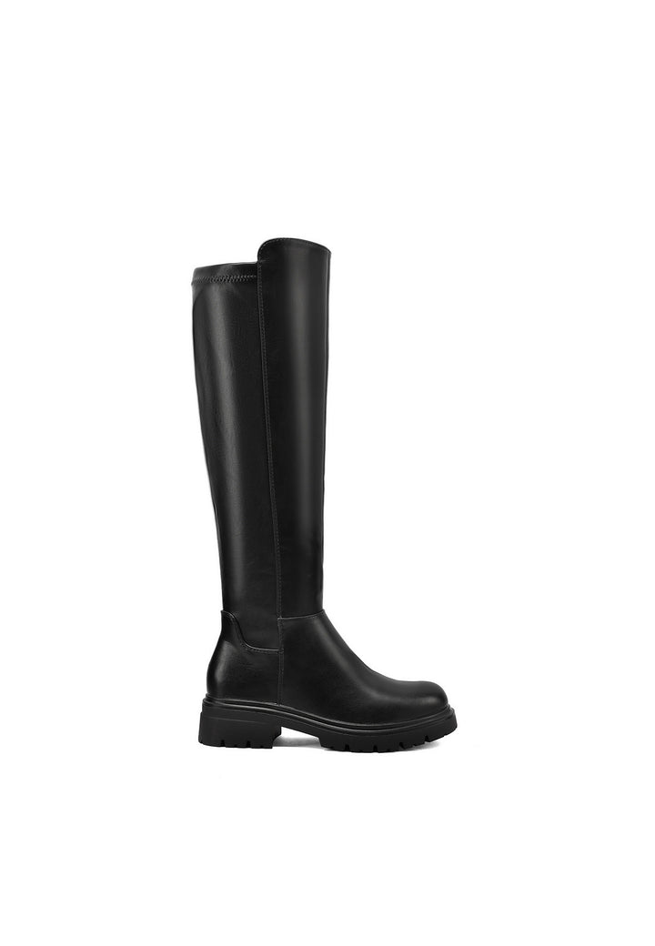 Stivali donna alti con suola carrarmato e linea minimal elegante