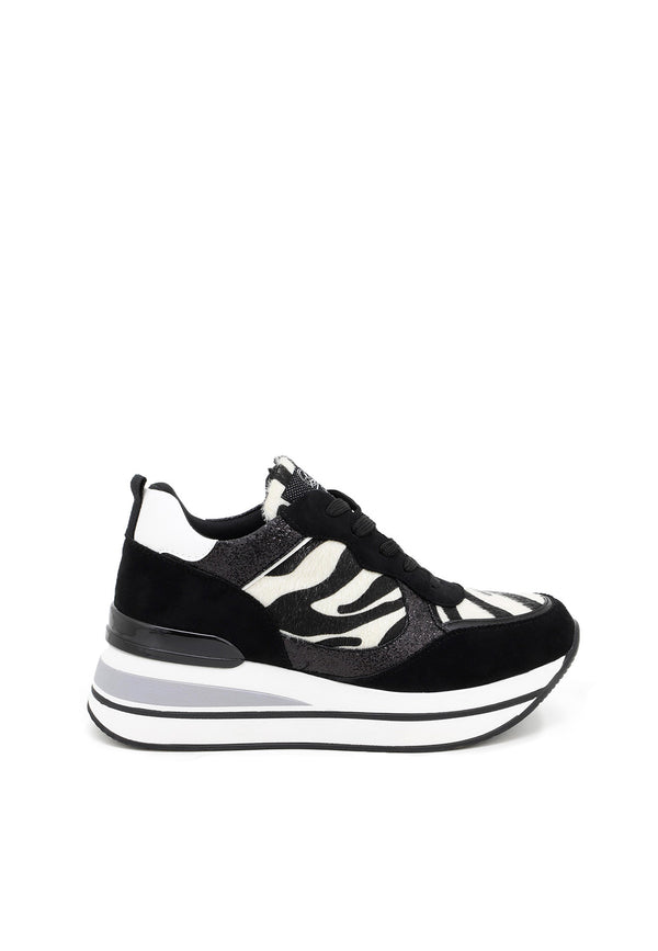 Sneakers - X27-52